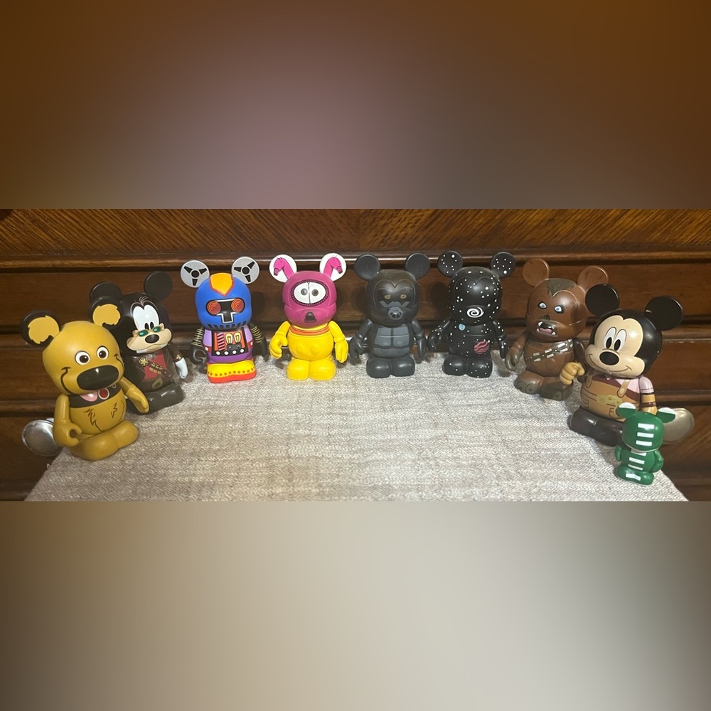 DISNEY VINYLMATIONS  3” Figures Bundle of 9 including 2 Rare *Cosmos & Dug